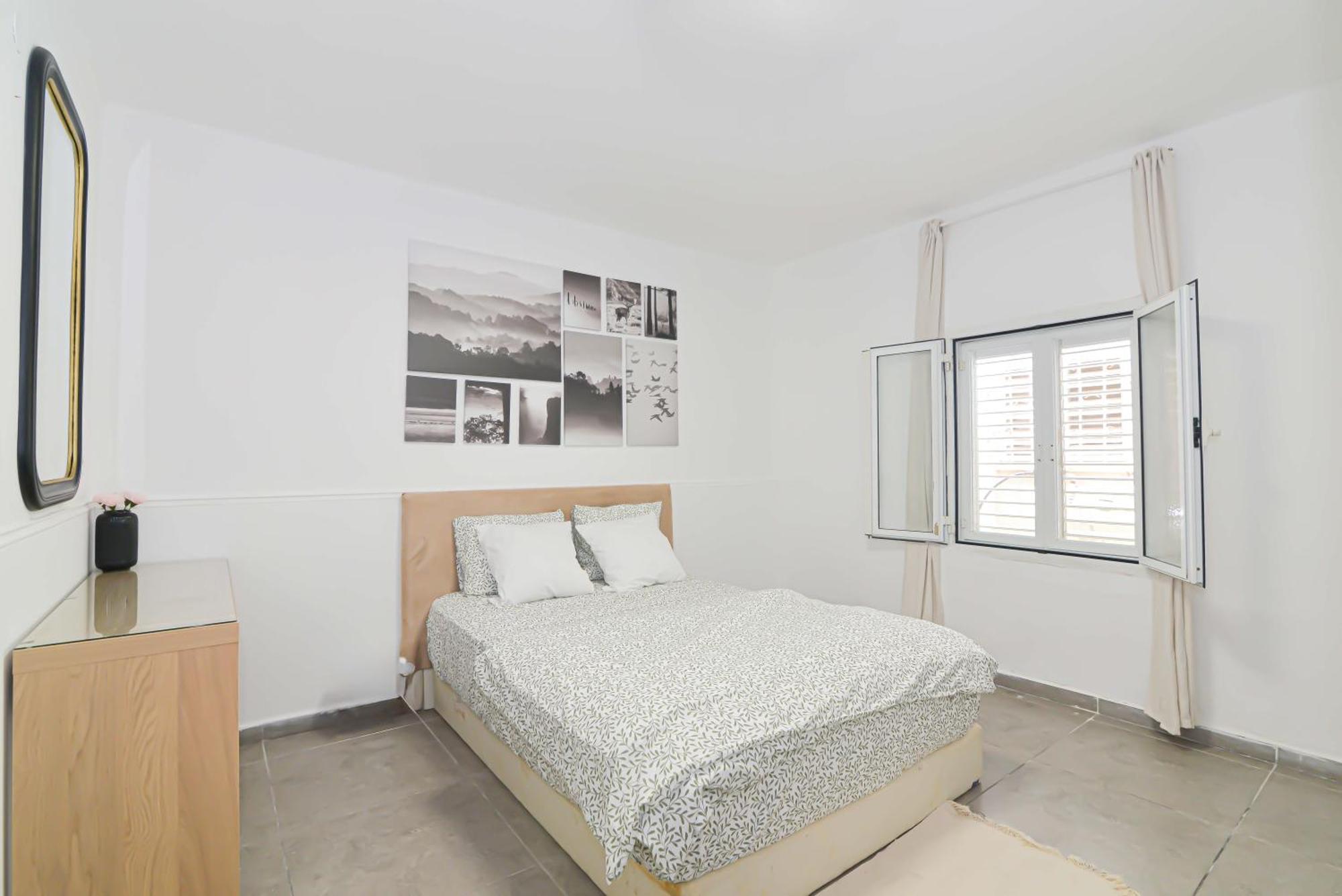 הדירה בלבן Apartment Hadera Exterior photo
